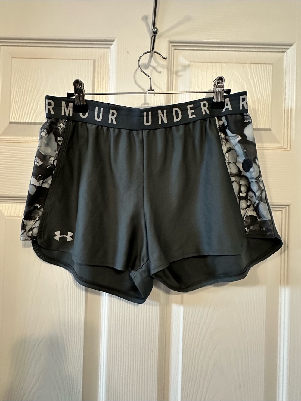 Under Armour Women's Dark Gray Athletic Shorts with Marble Side Panels